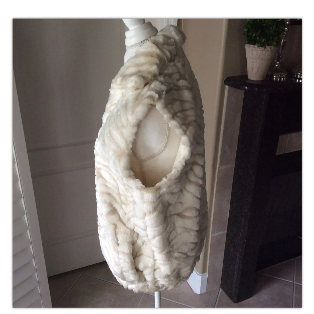 Faux Fur Vest SM/MED Zebra Tiger Print Cream Beige Full Zip Lined USA Vintage - Picture 12 of 12